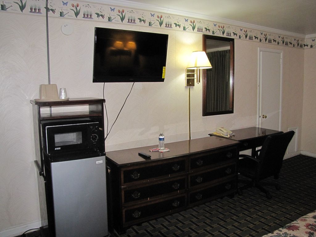 Rodeway Inn Swainsboro Room photo