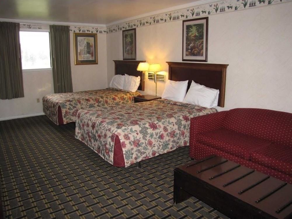 Rodeway Inn Swainsboro Exterior photo